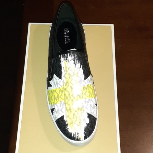 michael kors teddi slip on